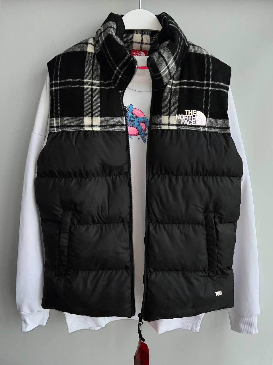 Чоловічий жилет The North Face M1169 чорний, фото 1