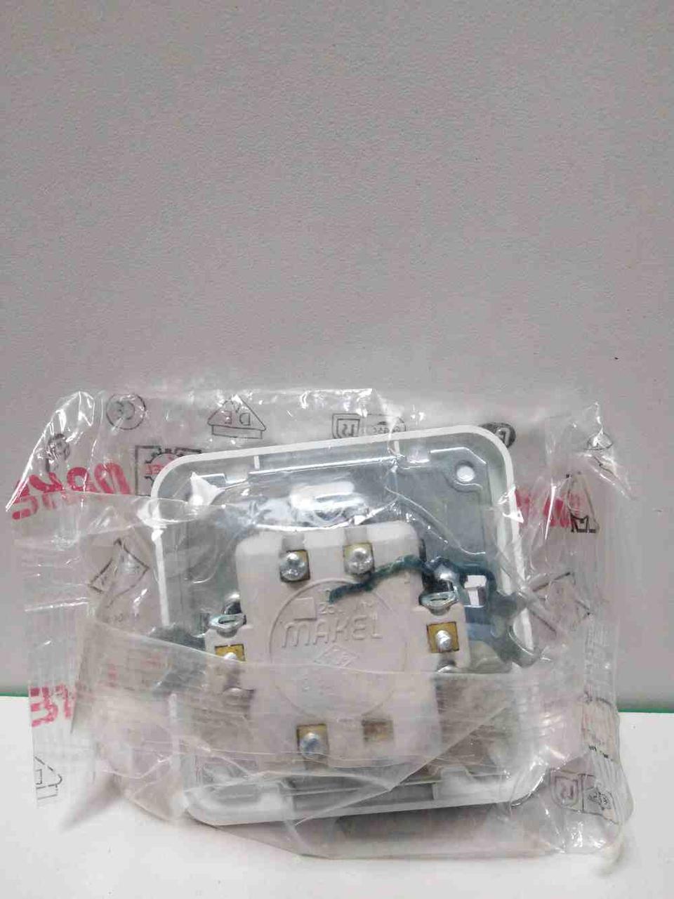 Porno orqali koz yoshlari bilan kamsitilgan Latinolar bilan jinsiy aloqani tomosha qiling