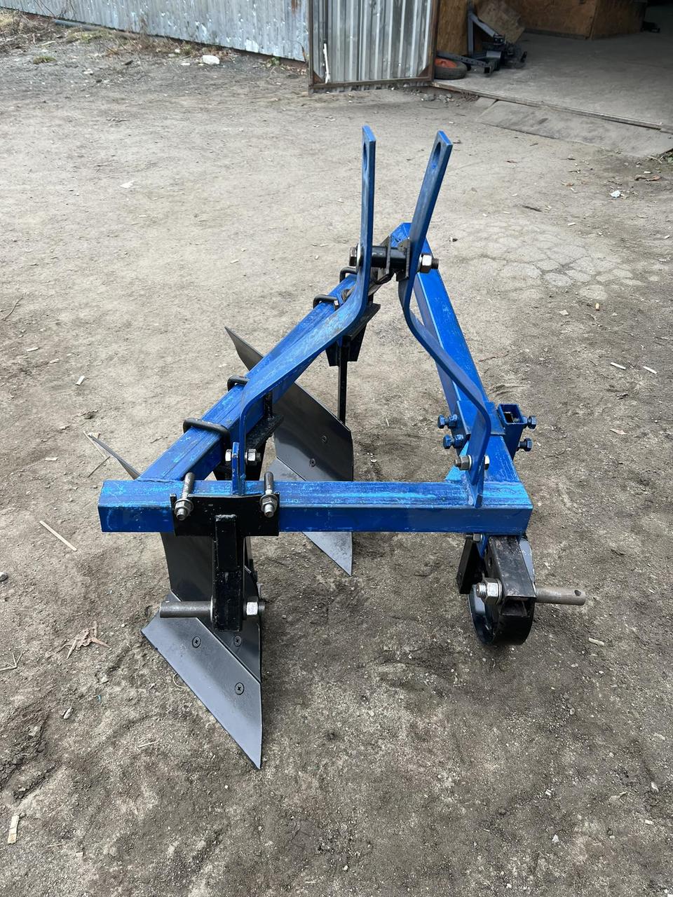 Плуг двох корпусний для мінітрактора (2*20), фото 1