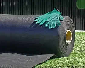 Пакетований геотекстиль чорний 110 (1,6 х 5 )