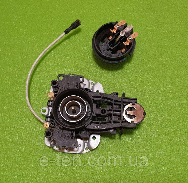 Контактна група №14 ("вертоліт") SUNLIGHT SLD-118 /10А /250V (верх-низ) до керамічних електрочайників
