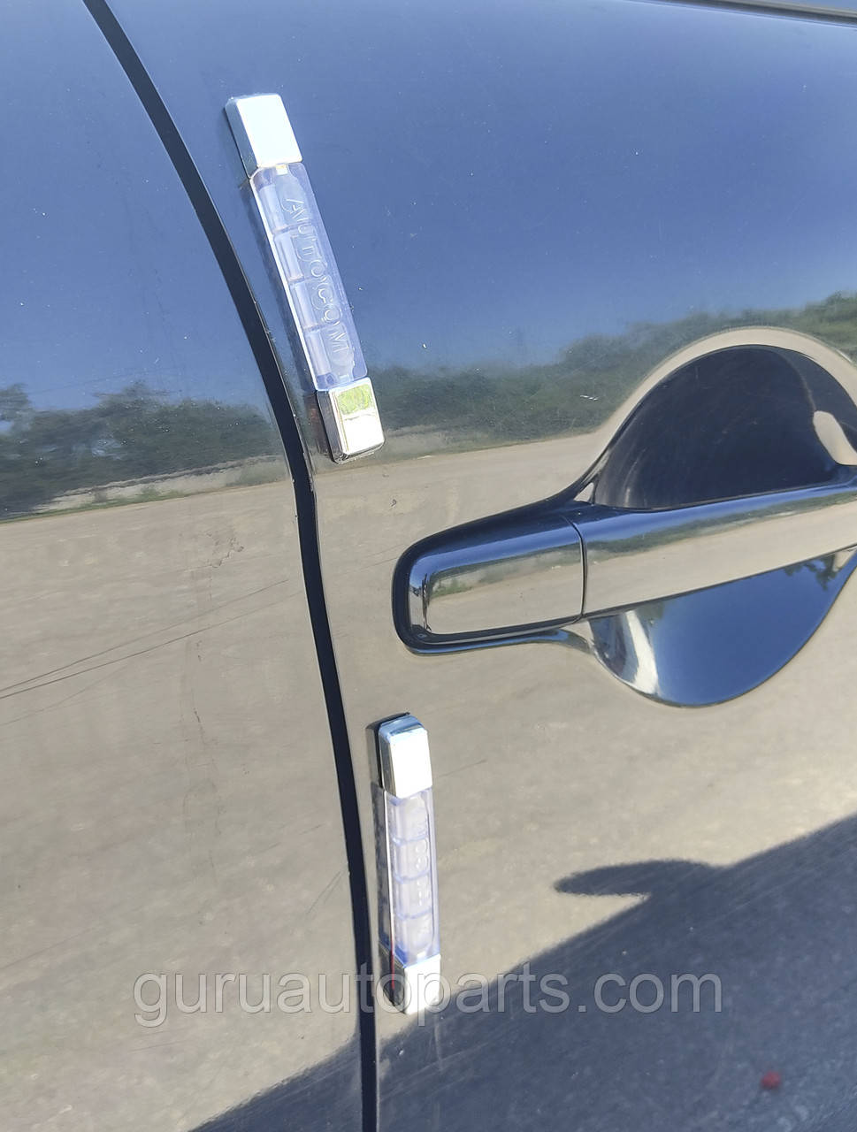 Молдинги на двері авто М-701. Захисні молдинги від подряпин і ударів., фото 1