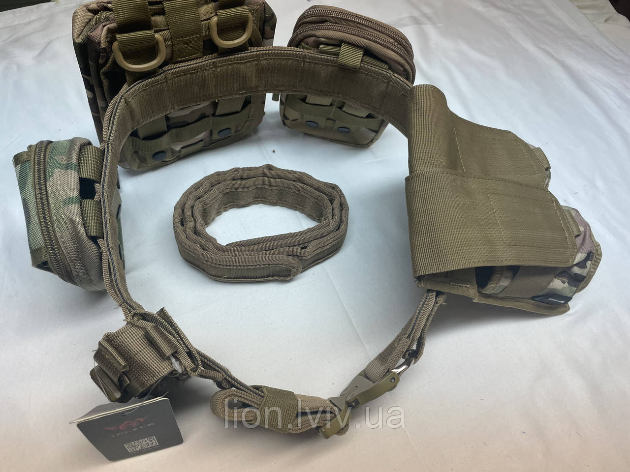 Тактичний швидкознімний ремінь, з 2 частин (пояс Velcro + ремінь Molle) з 4 шт. підсумками.Атрикул 03СУ