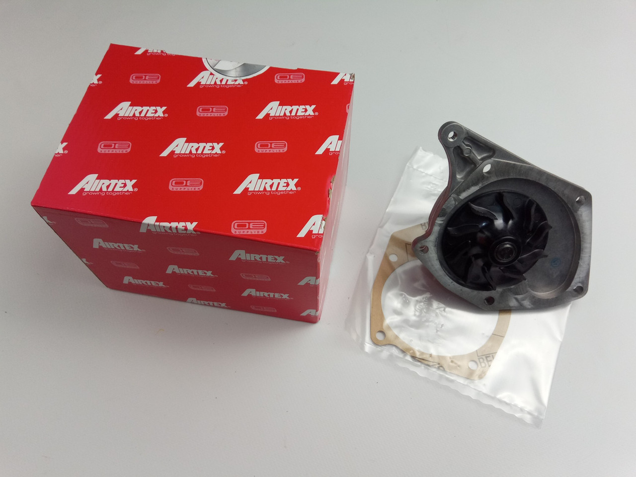Купить Помпа AIRTEX, RENAULT Kangoo/Clio/Logan/Megane/Scenic 1.5dCi 01 ...