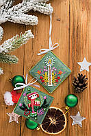 Набір для вишивання бісером новорічної іграшки на натуральному художньому холсті "Тепла шапочка" Абрис Арт