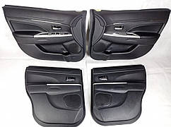 Оббивка дверей Mitsubishi ASX 1 (2017-2020) 2-й рестайлінг у зборі (к-кт 4 шт) оригінал б/у