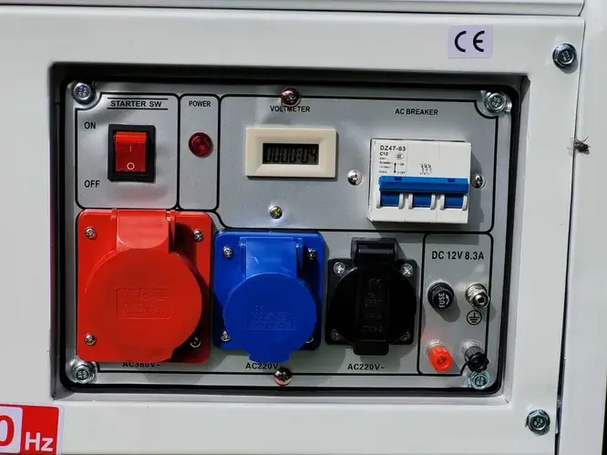 Купить Генератор бензиновый LB2500 2.3 кВт 3-х фазный, Генератор ...