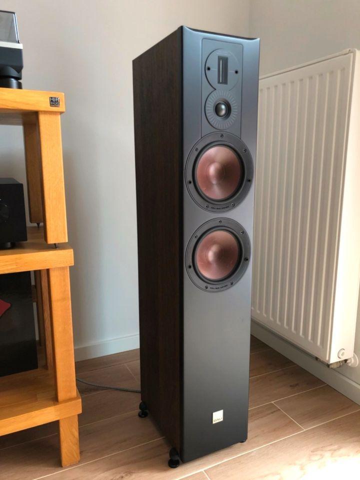 Акустична пара DALI Opticon 6 MK2 Tobacco Oak