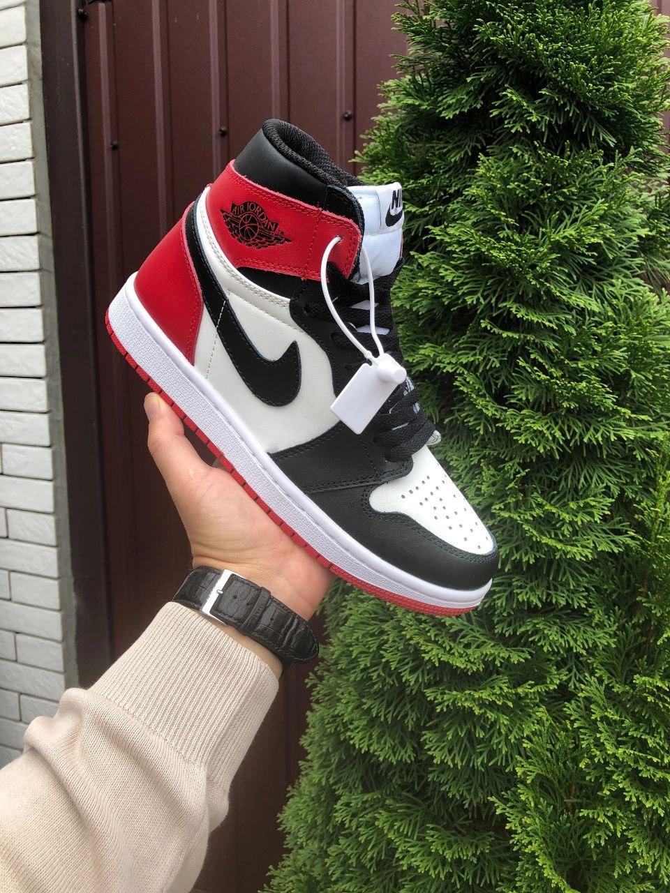 Купить Кроссовки мужские Nike Air Jordan 1 Retro High черно-белые с ...