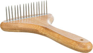 TRIXIE TX-23026 Гребінець-граблі з обертовими зубцями для довгошерстих тварин бамбук/метал 10х17 см