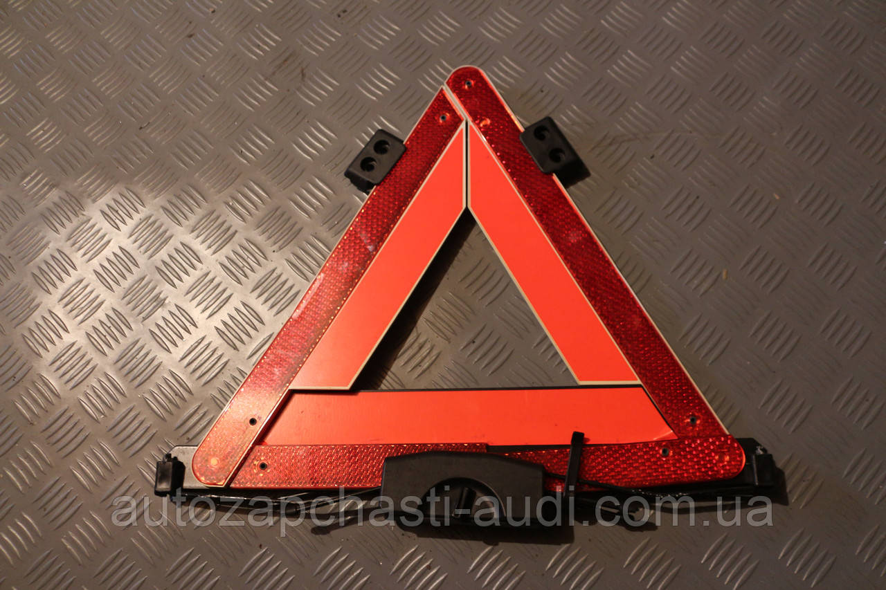 Оригінальний знак аварійного сигналу Audi 100 A6 C4 91-97г