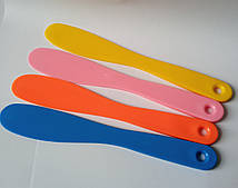 Шпатель пластиковий косметологічний великий 21,5 см