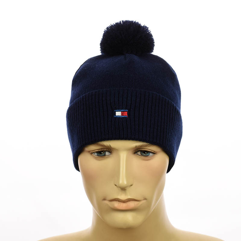 Молодіжна чоловіча шапка