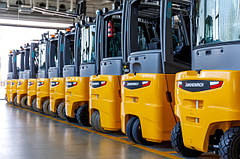 Вилкові навантажувачі