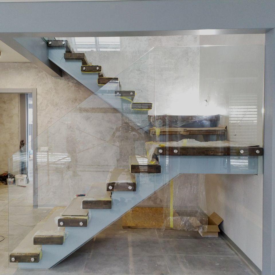 Ограждения, перила и поручни стеклянные для лестниц и балконов на точечном креплении LORENZO триплекс графит - фото 8 - id-p1689078666