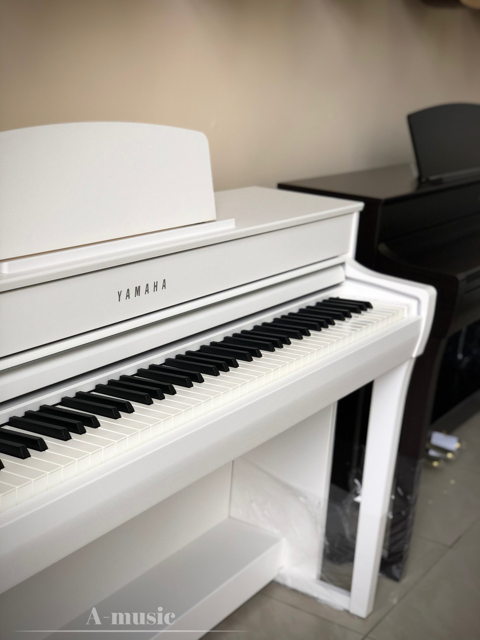 Цифрові піаніно YAMAHA Clavinova CLP-735 White з офіційною гарантією від виробника 24 міс
