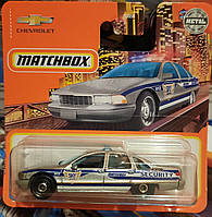 Matchbox 2022 Chevy Caprice Classic 67/100 HFR77 Чеві Шевроле Поліція Машинки базові колекційні Матчбокс