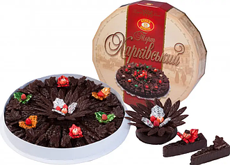 Харківський шоколадно-вафельний торт, глазурований, порційний.