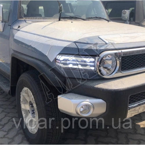 Передние поворотники диодные (NEW Design) Toyota FJ CRUISER (2004-2019) - фото 7 - id-p1138828223