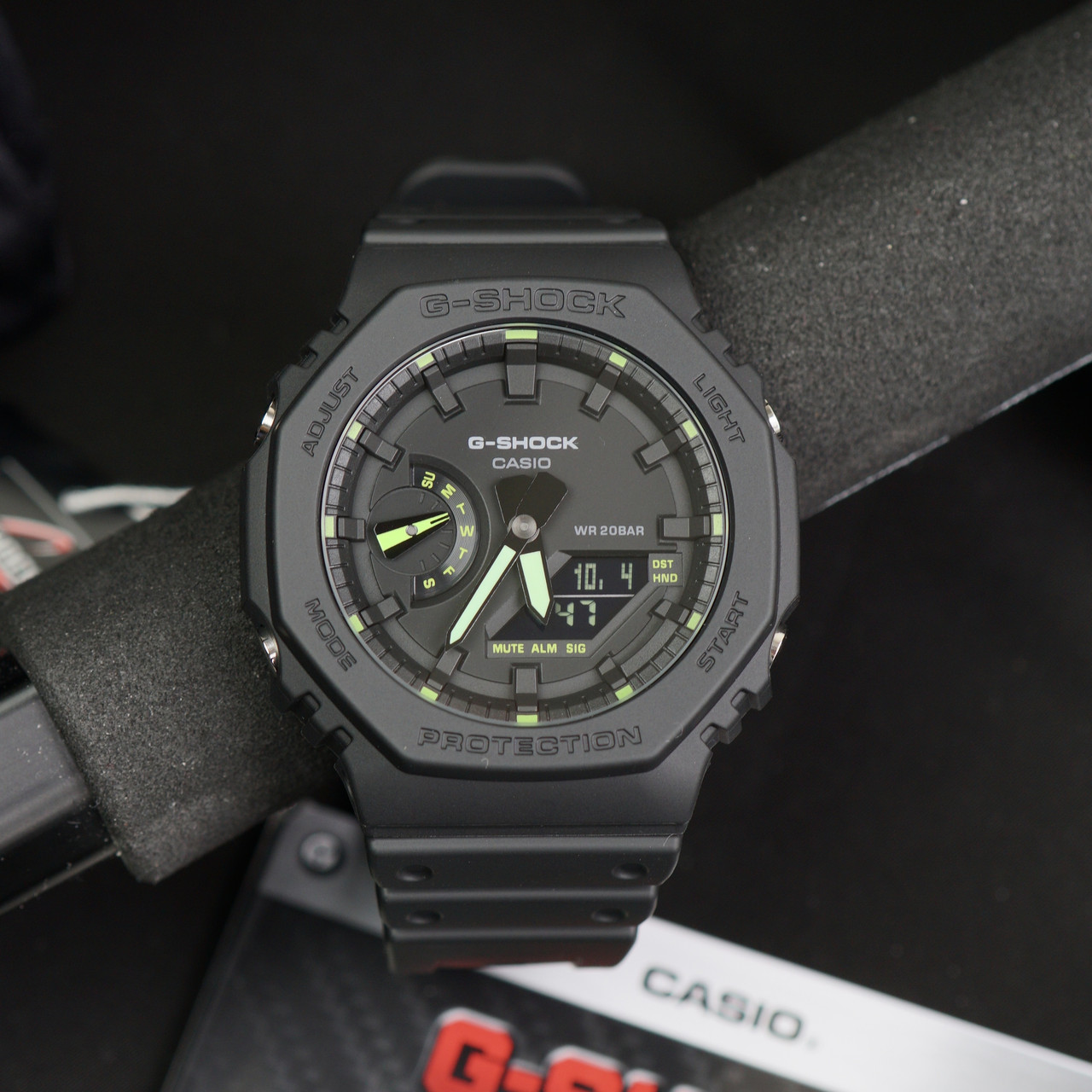 Часы Casio G-Shock GA-2100-1A3 Carbon Core Guard