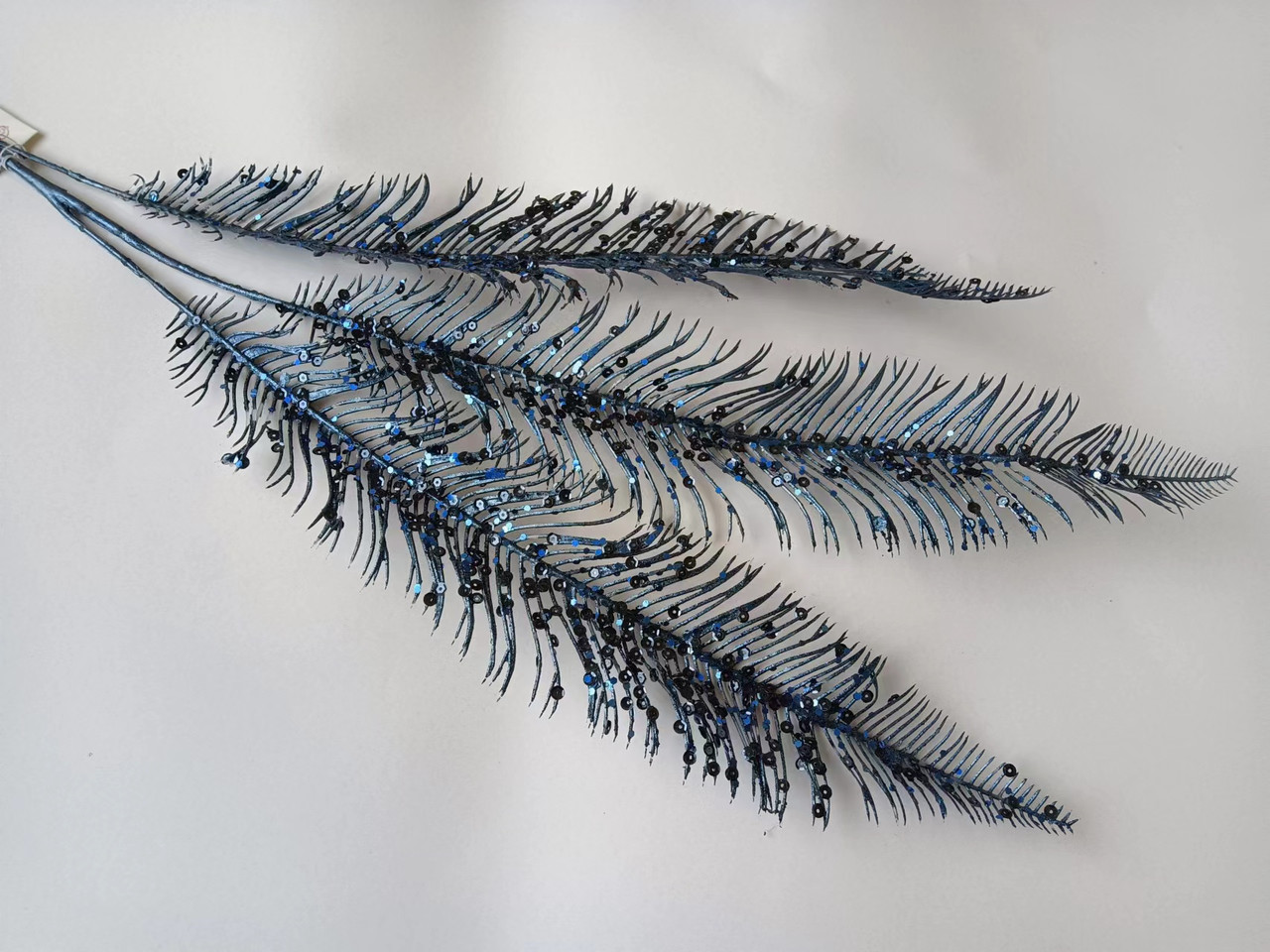 Гілка декоративна Yes! Fun "Папороть" 90см, синя, гліттер, фото 1