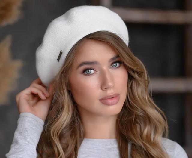 берети Класик купити оптом