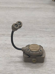 Тактичний ліхтарик на шолом червоний + ІЧ. Чорний