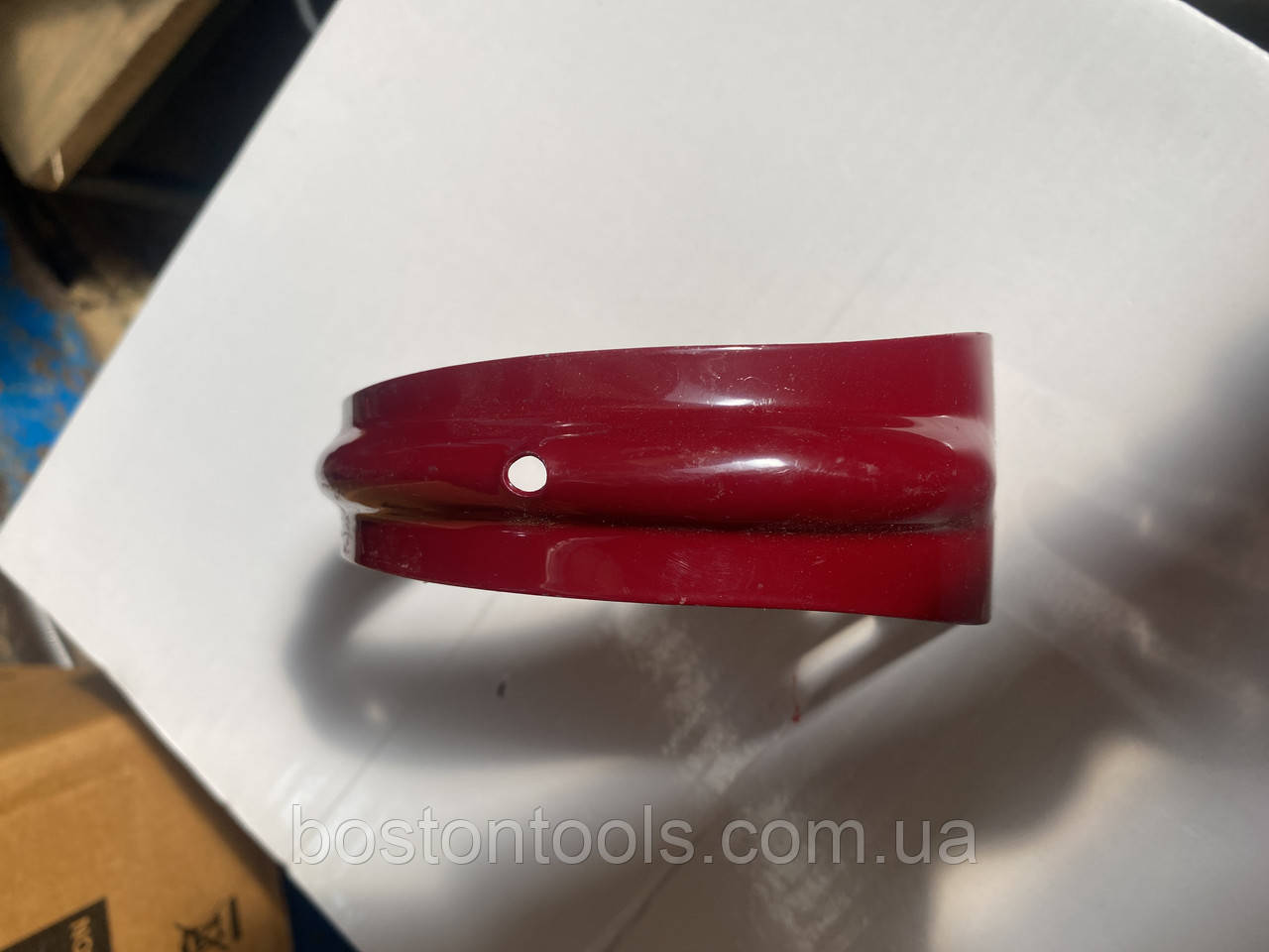 Дак (гак) штампований на лобову дошку RAL 3005 (червоний)