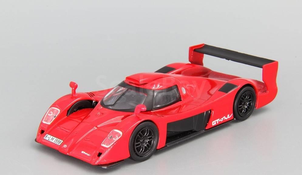 Суперкари №32 Toyota GT-One