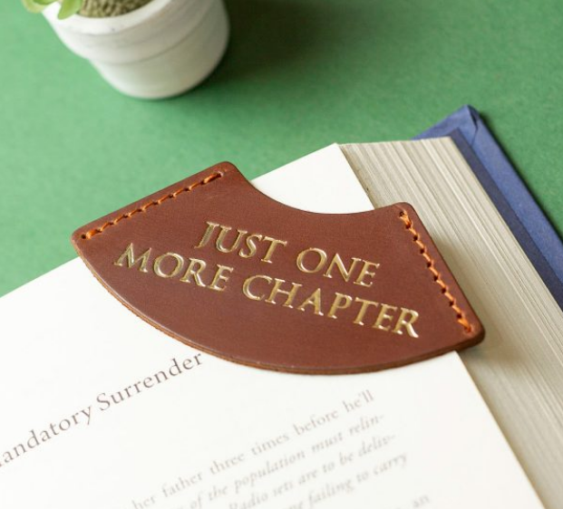 Закладка для книги з натуральної шкіри "Лише ще один розділ", фото 1