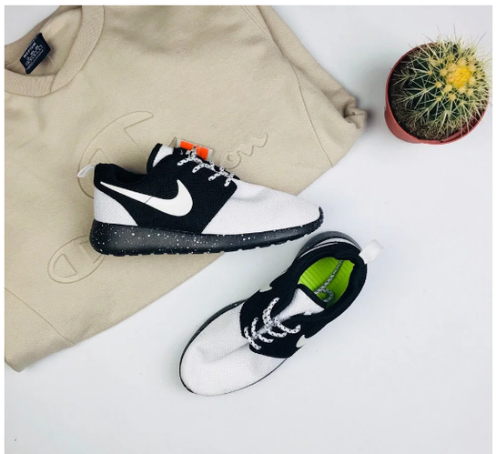 Roshe run sales e roshe one