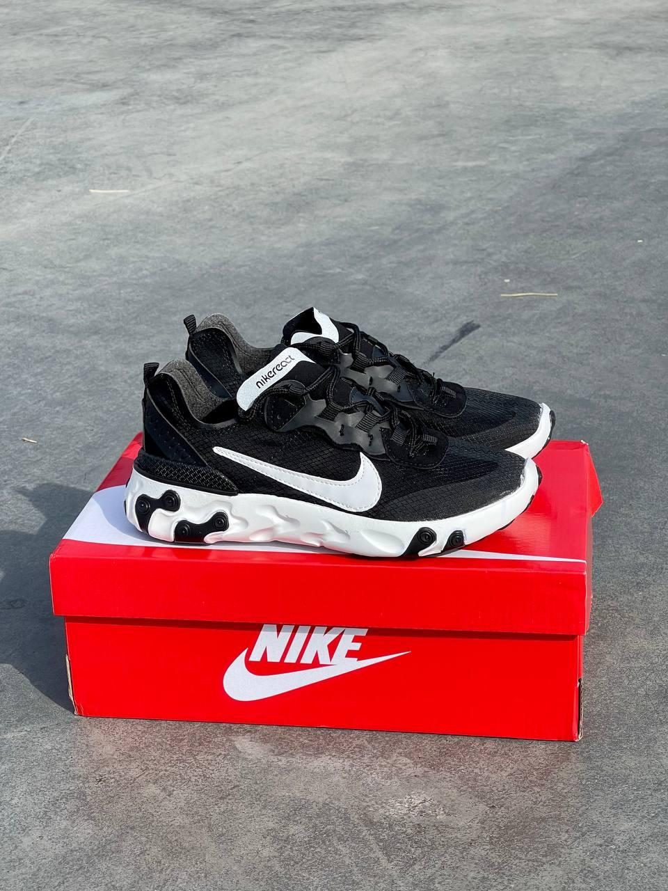 Женские кроссовки Nike React Element 87 Black (чёрные с белым) мягкие лёгкие спортивные кроссы L0638 топ - фото 1 - id-p1689806960