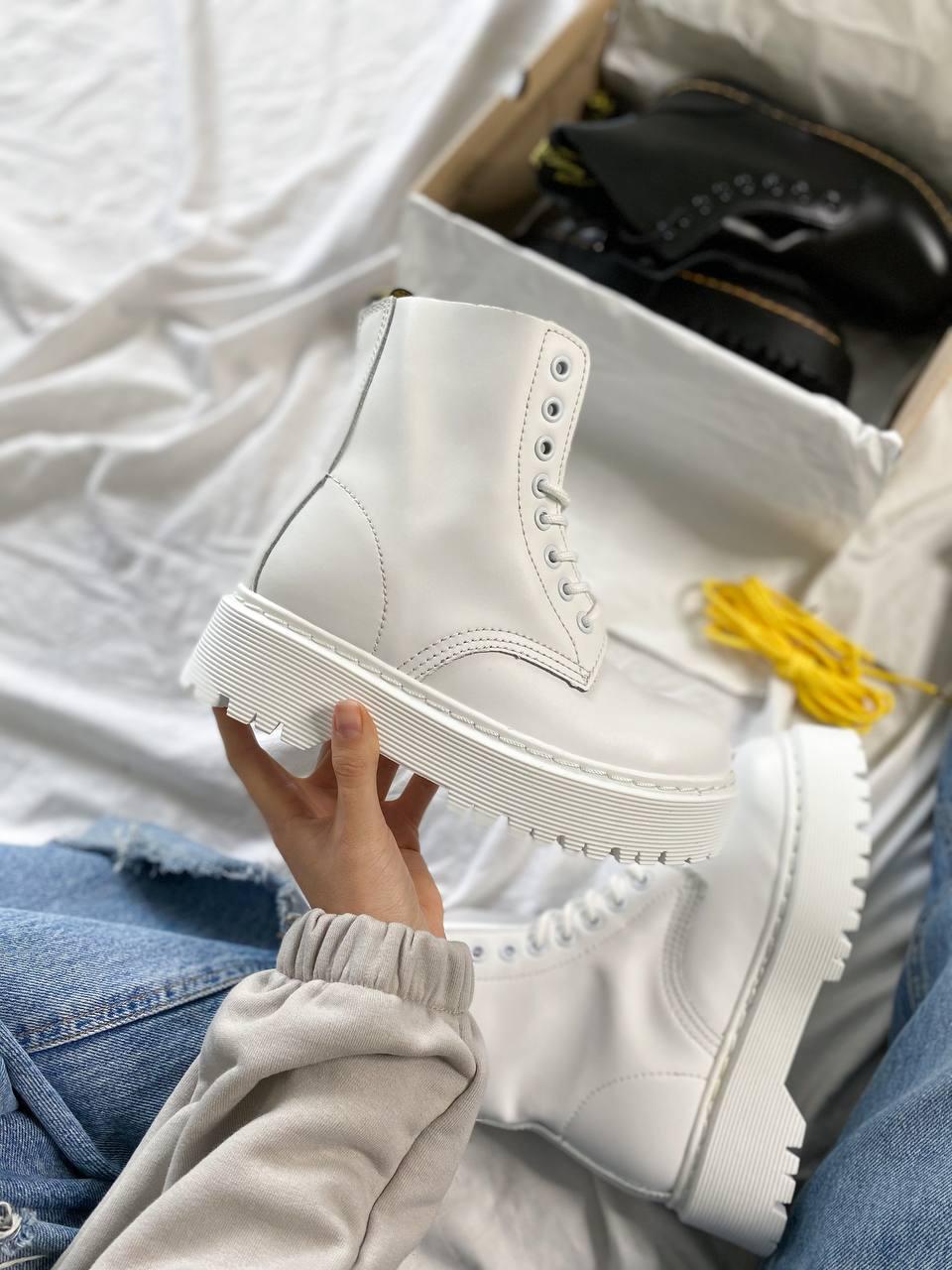 Женские ботинки Dr.Martens Jadon White (белые) стильные осенние сапоги на низком ходу DR070 топ - фото 1 - id-p1689808125