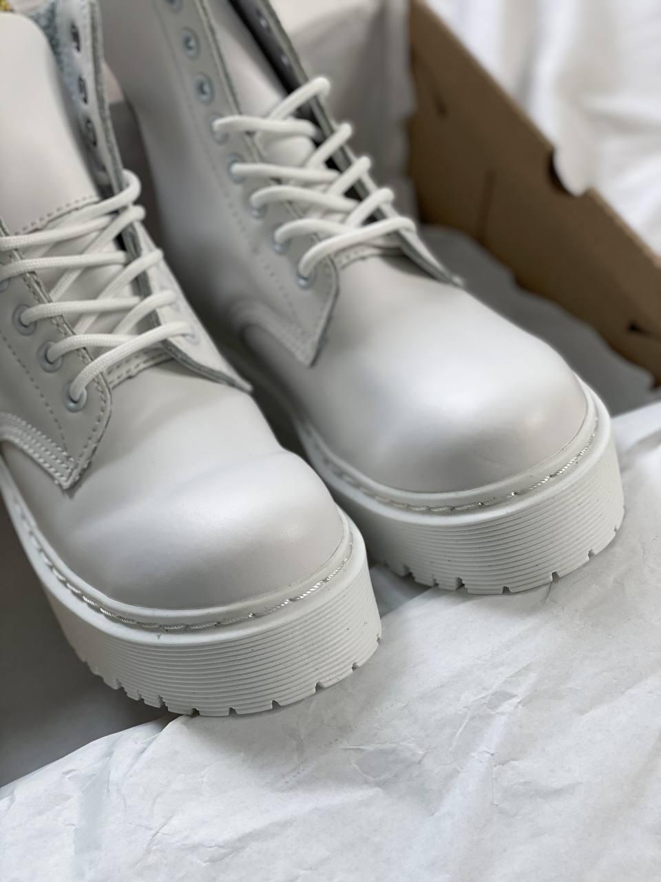 Женские ботинки Dr.Martens Jadon White (белые) стильные осенние сапоги на низком ходу DR070 топ - фото 8 - id-p1689808125