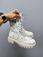Женские ботинки Balenciaga Boots White PREMIUM (белые) повседневные стильные крутые сапоги L0109 топ