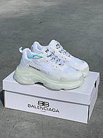 Женские кроссовки Balenciaga Triple S White (белые) классные качественные повседневные кроссы L0628 топ 39