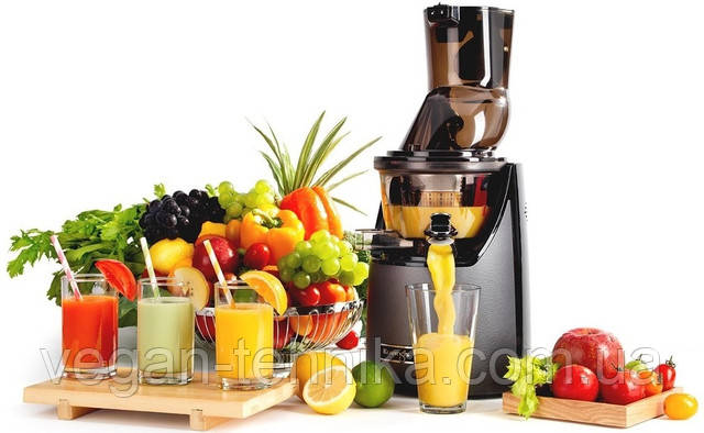 Шнековий соковитискач Kuvings EVO820 Whole Slow Juicer