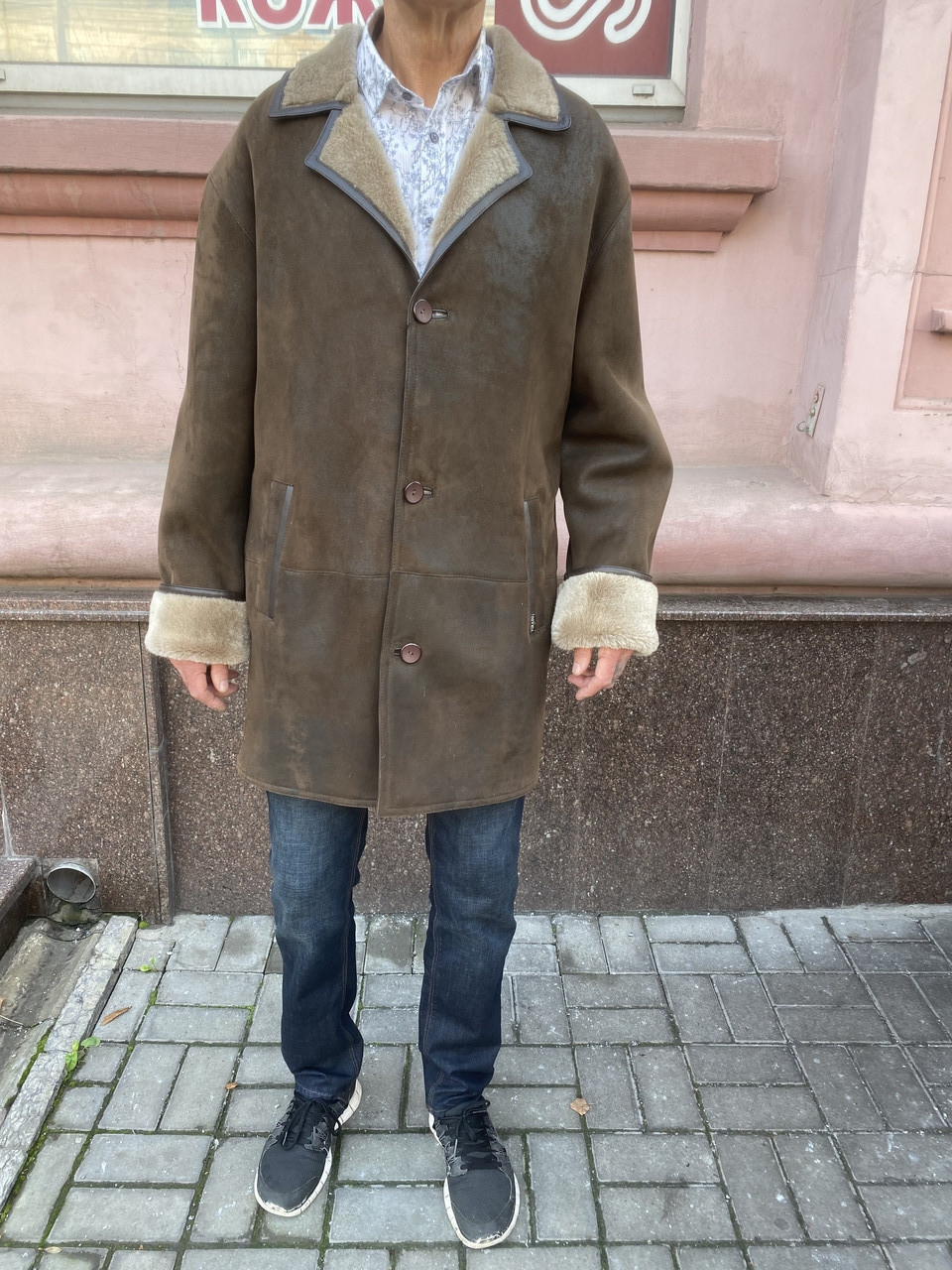 Чоловіча натуральна дублянка з овчини коричнева