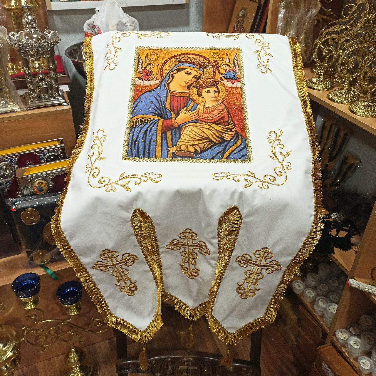 Хоругва з вишивкою на замовлення