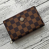 Маленький женский кошелек Louis Vuitton коричневый с принтом-шахматкой из эко-кожи, на коричневой подкладке