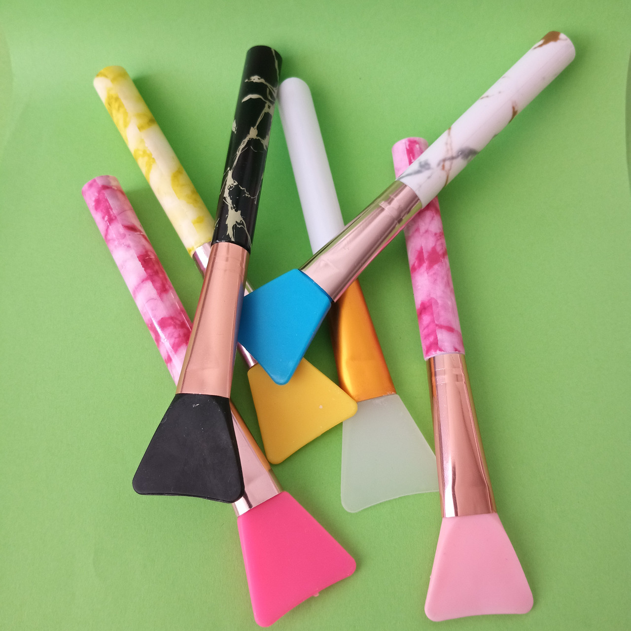 Косметичний силіконовий пензель 14 см