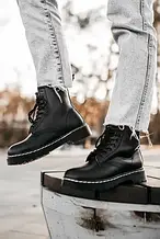 Зимові жіночі Dr. Martens