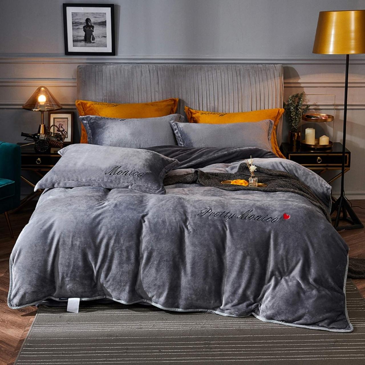 Теплое постельное белье с велюра Monica - фото 1 - id-p1507980093