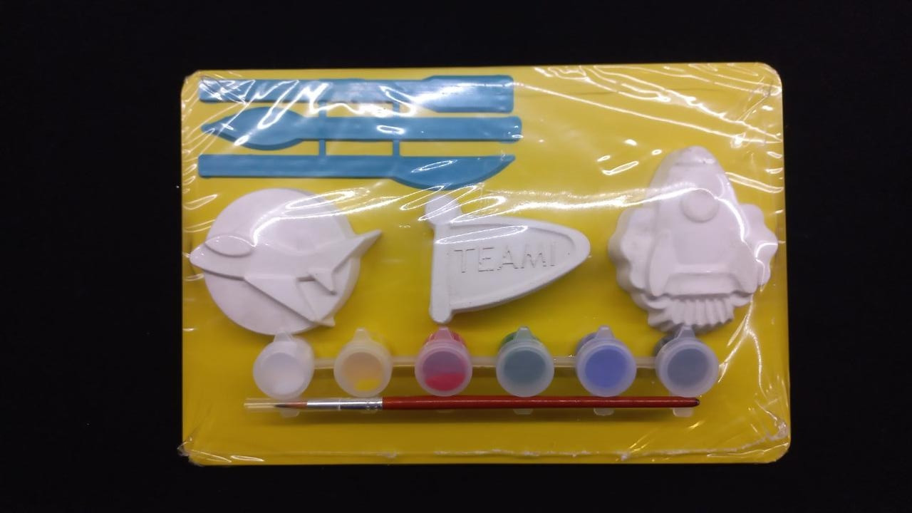 Набір для творчості: гіпсові фігурки + фарбування + пензлик + дошка для пластиліну + стеки НБ-01