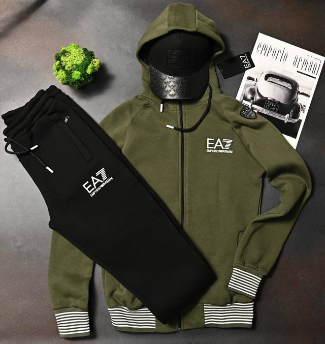  Мужской спортивный костюм Emporio Armani
