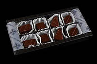 Цукерки ручної роботи у подарунковій коробці «Колекція Бачевських» Чорний шоколад 8 шт