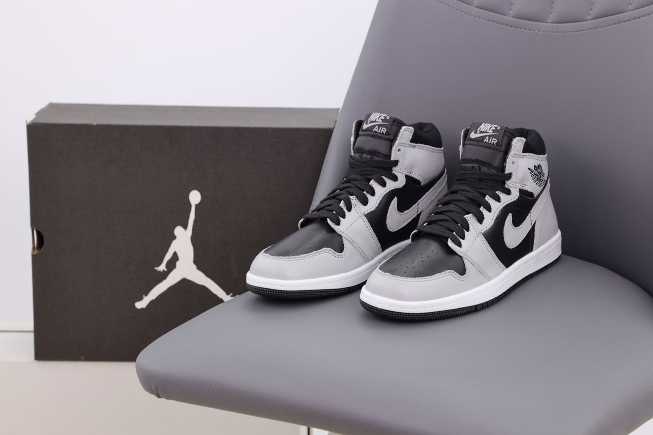 Чоловічі високі Кросівки Nike Air Jordan 1