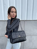 Женская молодежная практичная кожаная сумка производства Италия с красивой фурнитурой Черный