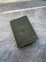 Кожаная обложка для паспорта (на загранпаспорт, паспорт старого образца) зеленая