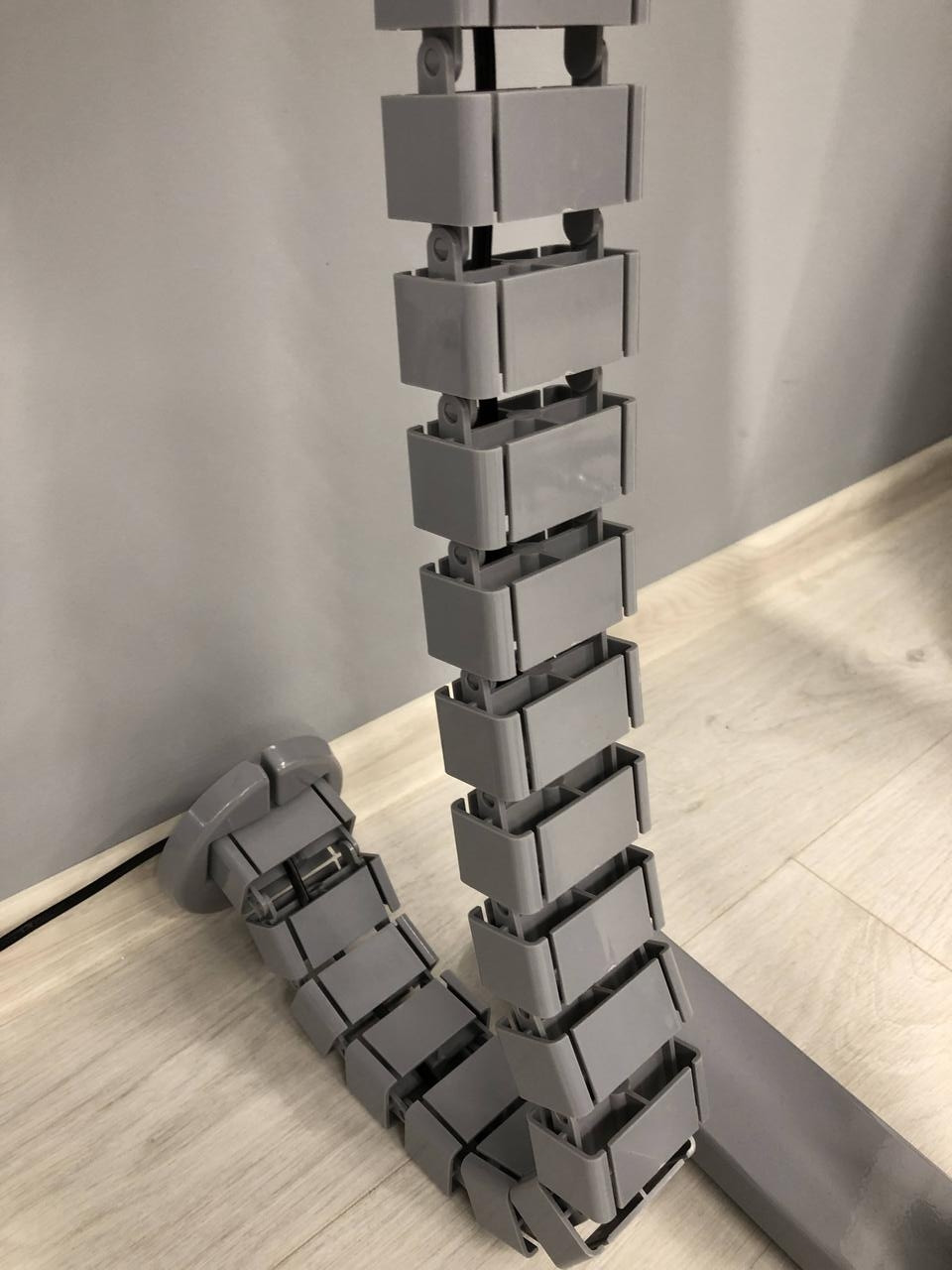 Гнучкий кабельний канал Snake від Aoke Сірого кольору., фото 1